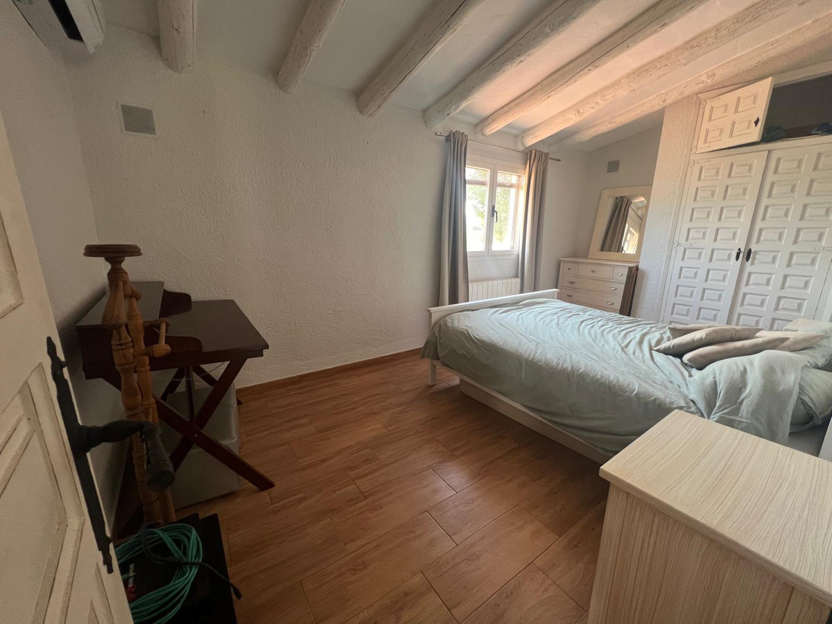 Se vende Villa - Chalet de 5 dormitorios en Costa Blanca, Alicante, España