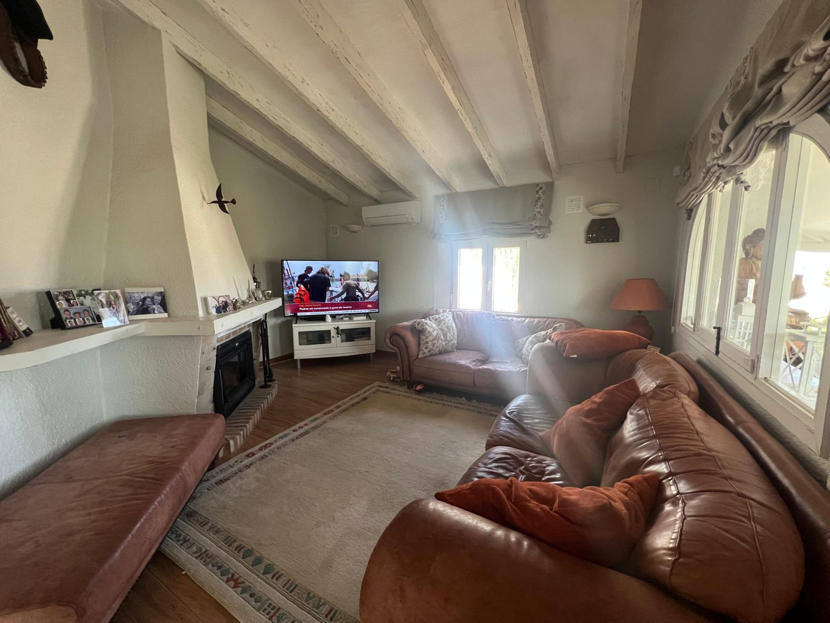 Se vende Villa - Chalet de 5 dormitorios en Costa Blanca, Alicante, España