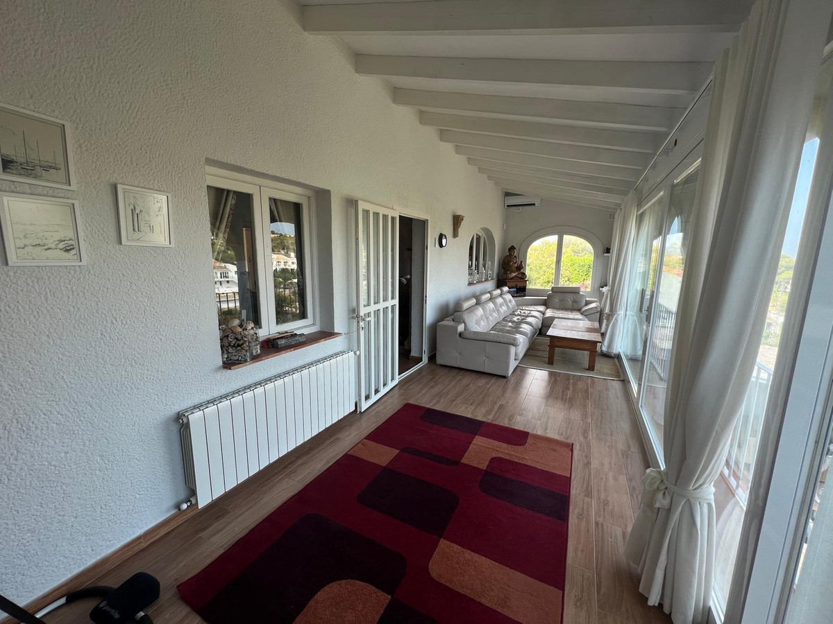 Se vende Villa - Chalet de 5 dormitorios en Costa Blanca, Alicante, España