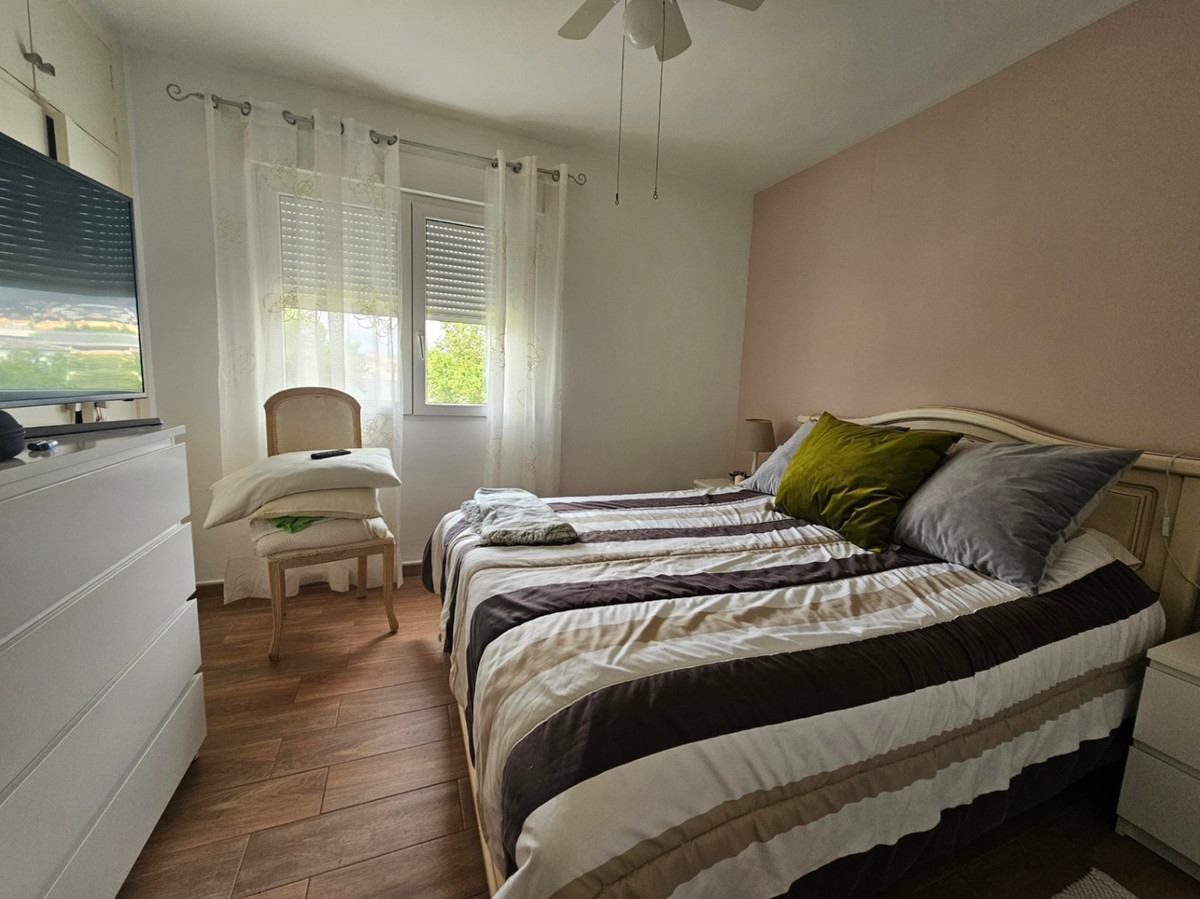 Se vende Apartamento Planta Media de 2 dormitorios en Costa Blanca, Alicante, España