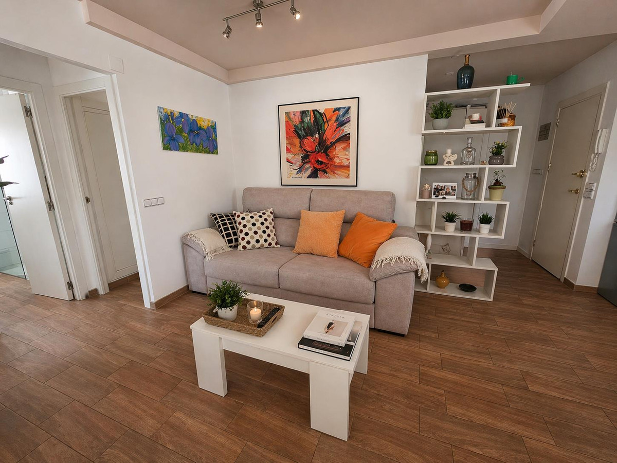 Se vende Apartamento Planta Media de 2 dormitorios en Costa Blanca, Alicante, España