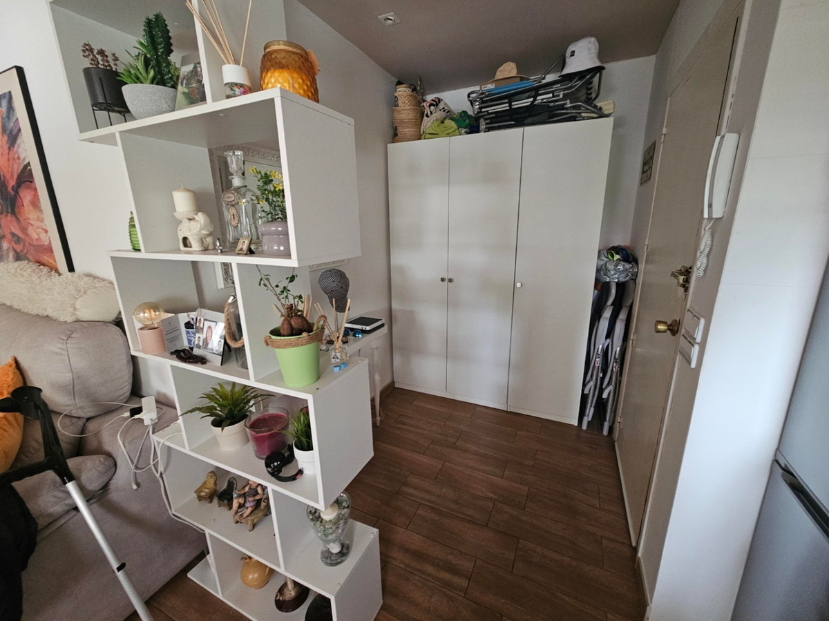 Se vende Apartamento Planta Media de 2 dormitorios en Costa Blanca, Alicante, España