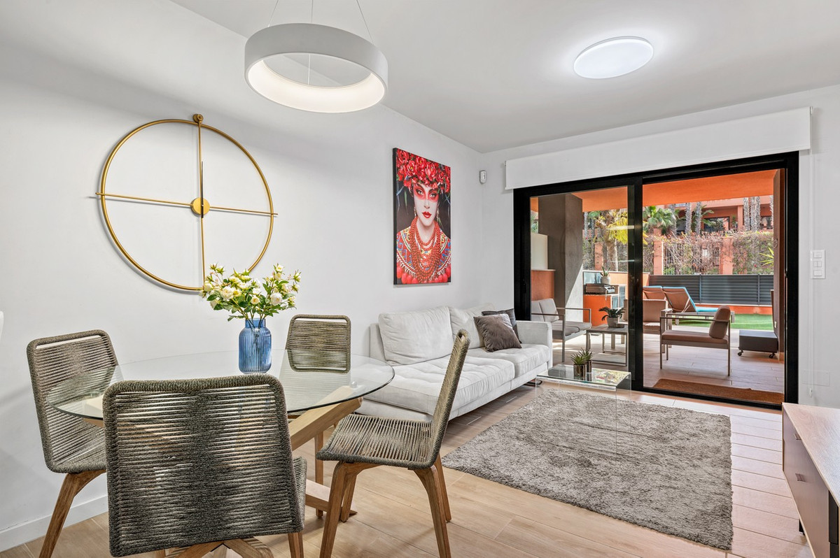 2 Bed Apartment for sale in Villamartin Costa Blanca, Alicante, Spain