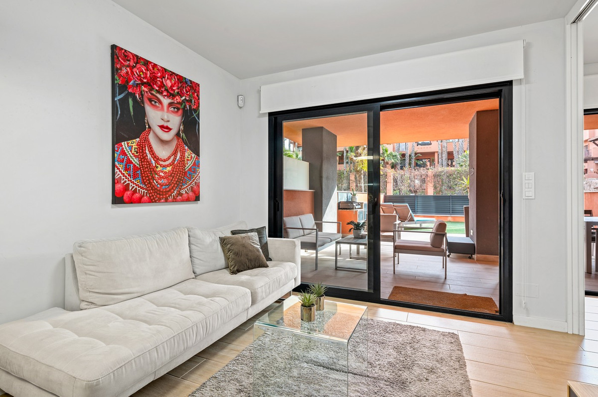 2 Bed Apartment for sale in Villamartin Costa Blanca, Alicante, Spain