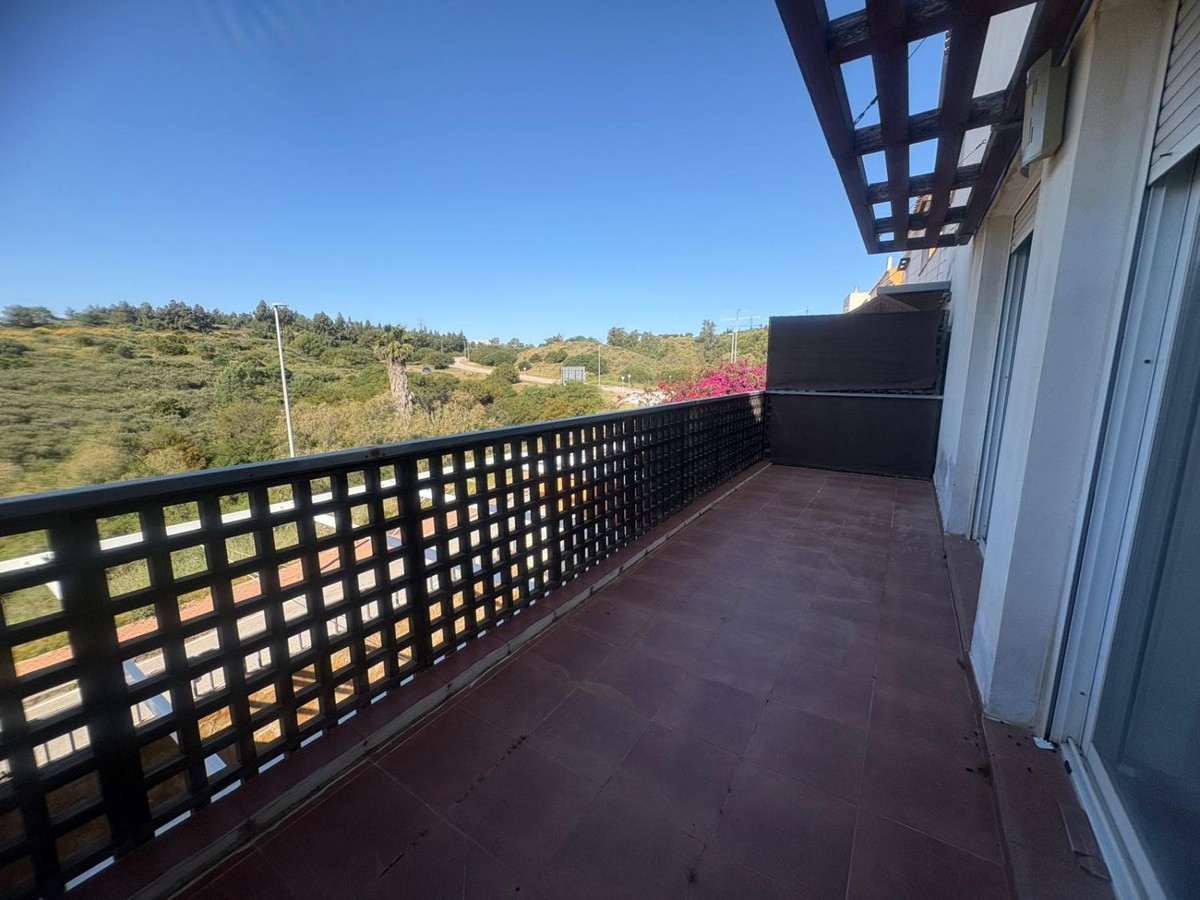 5 Bed Townhouse for sale in Las Lagunas Costa Del Sol, Málaga, Spain