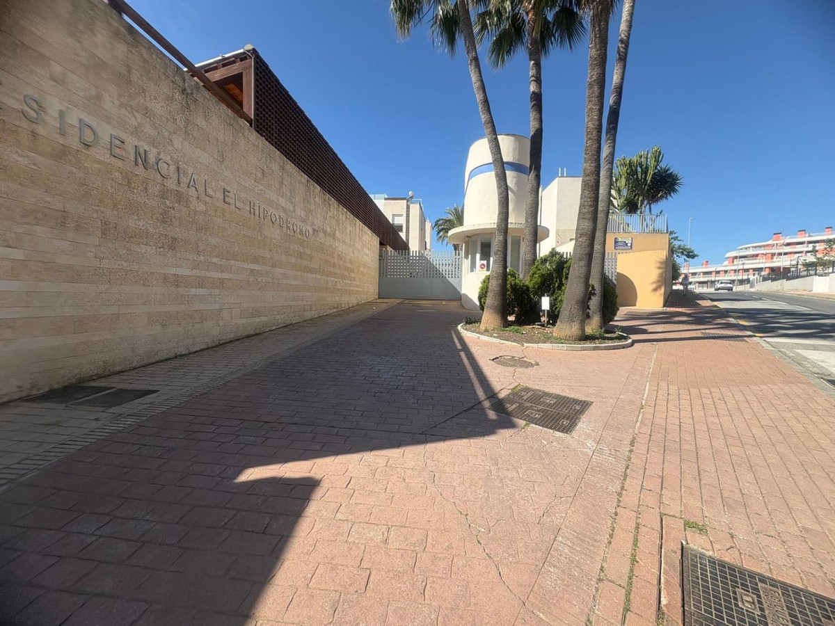 5 Bed Townhouse for sale in Las Lagunas Costa Del Sol, Málaga, Spain