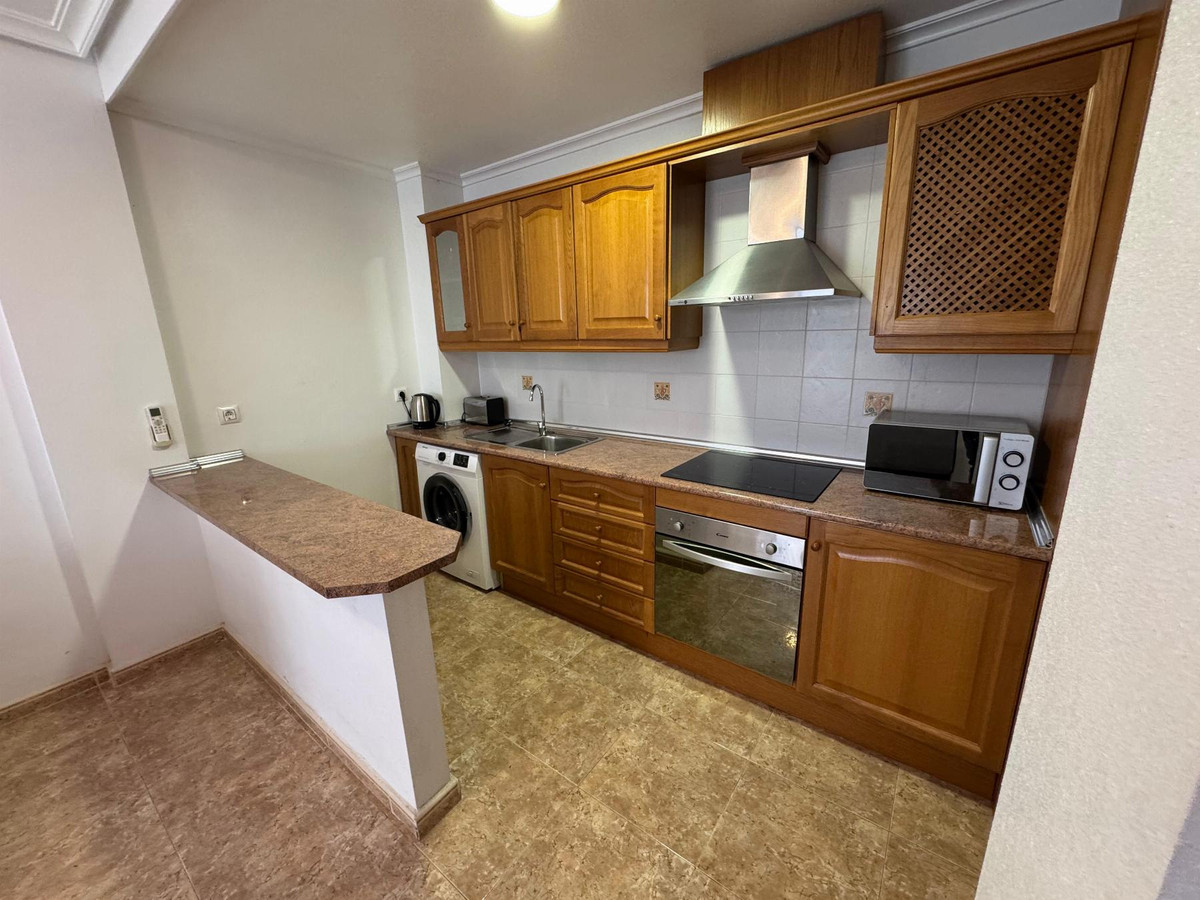Se vende Apartamento Planta Media de 2 dormitorios en Costa Blanca, Alicante, España