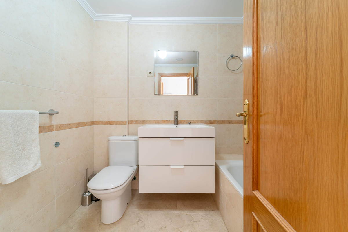 2 Bed Apartment for sale in Riviera Del Sol Costa Del Sol, Málaga, Spain