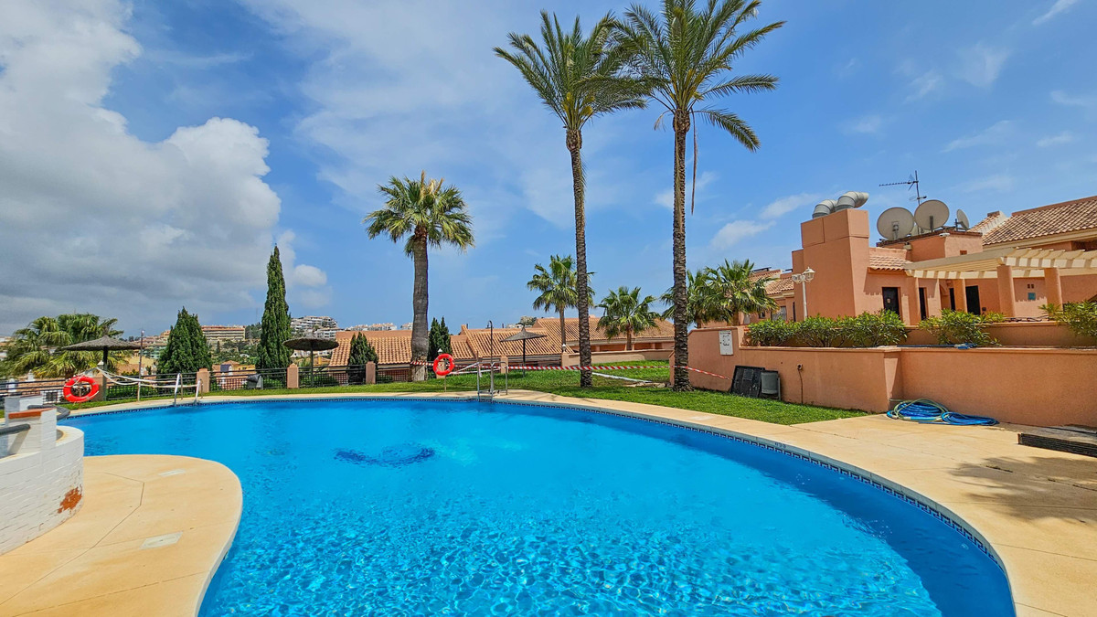 2 Bed Apartment for sale in Riviera Del Sol Costa Del Sol, Málaga, Spain