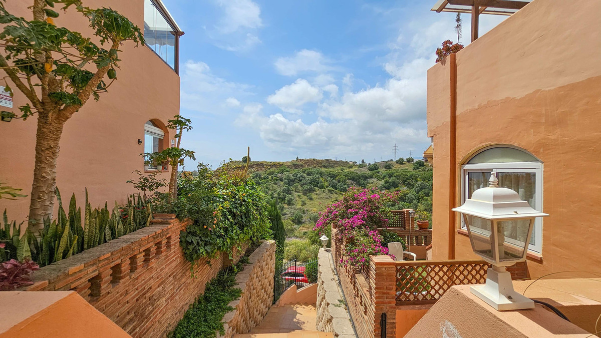 2 Bed Apartment for sale in Riviera Del Sol Costa Del Sol, Málaga, Spain