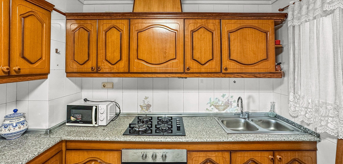 3 Bed Apartment for sale in Playa De Los Locos Costa Blanca, Alicante, Spain