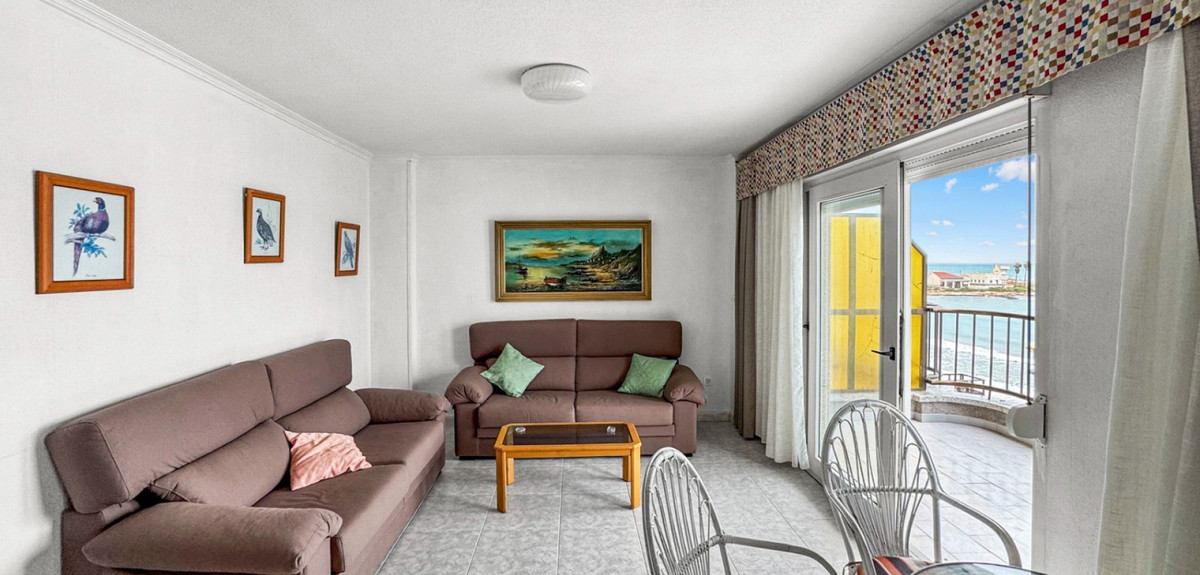 3 Bed Apartment for sale in Playa De Los Locos Costa Blanca, Alicante, Spain