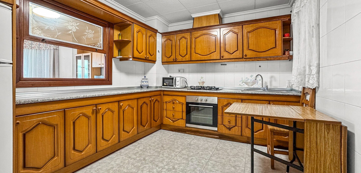 3 Bed Apartment for sale in Playa De Los Locos Costa Blanca, Alicante, Spain