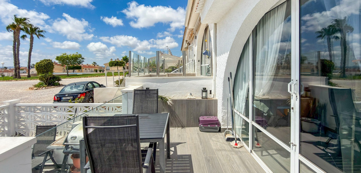 Se vende Bungalow de 1 dormitorios en Costa Blanca, Alicante, España