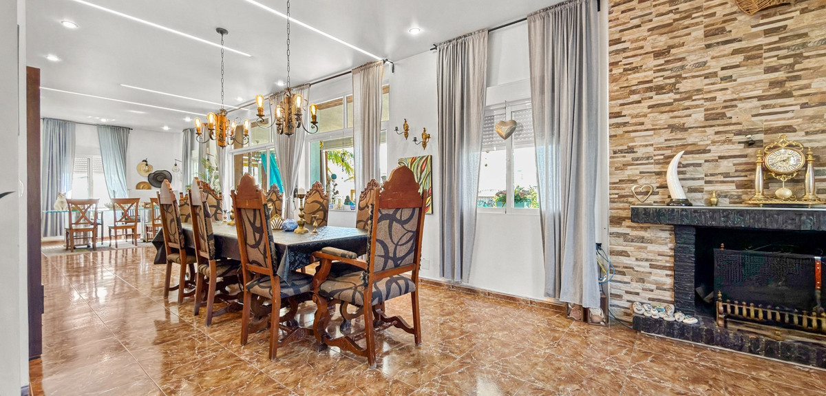 7 Bed Townhouse for sale in Ciudad Quesada Costa Blanca, Alicante, Spain