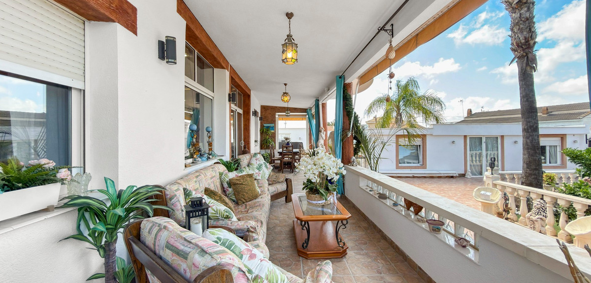 7 Bed Townhouse for sale in Ciudad Quesada Costa Blanca, Alicante, Spain