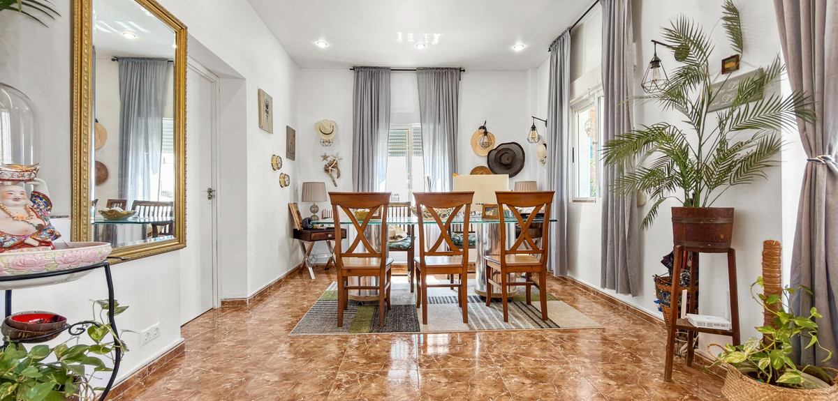 7 Bed Townhouse for sale in Ciudad Quesada Costa Blanca, Alicante, Spain
