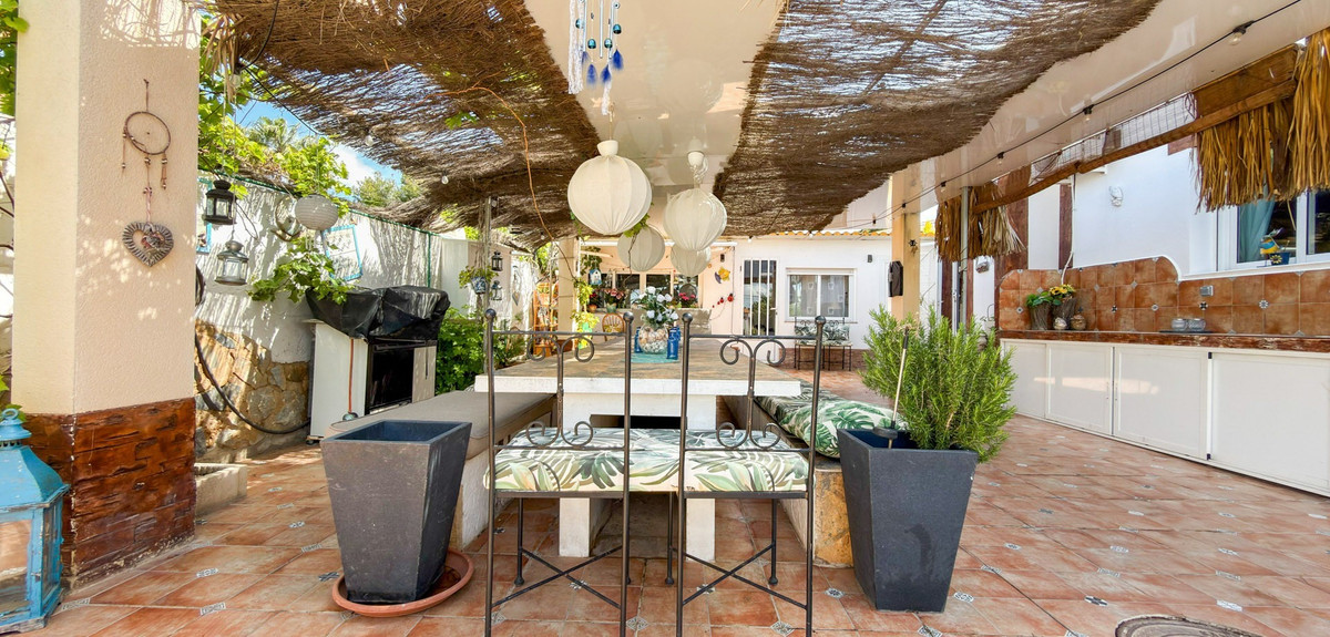 7 Bed Townhouse for sale in Ciudad Quesada Costa Blanca, Alicante, Spain