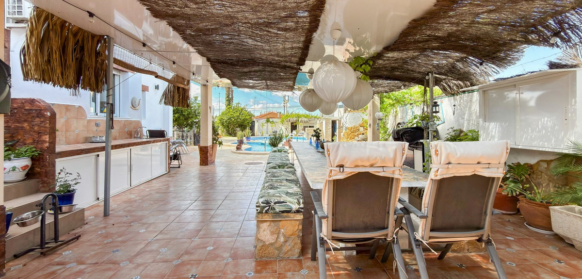 7 Bed Townhouse for sale in Ciudad Quesada Costa Blanca, Alicante, Spain