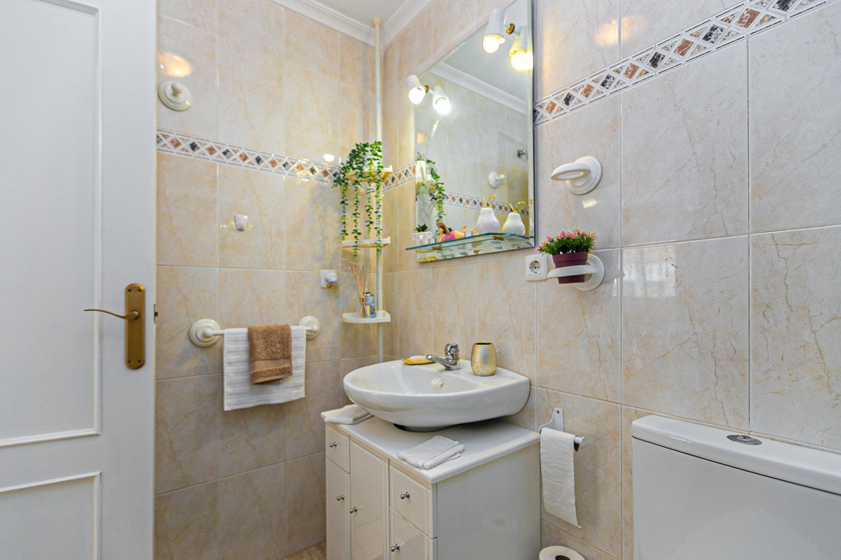 2 Bed Townhouse for sale in Pilar De La Horadada Costa Blanca, Alicante, Spain
