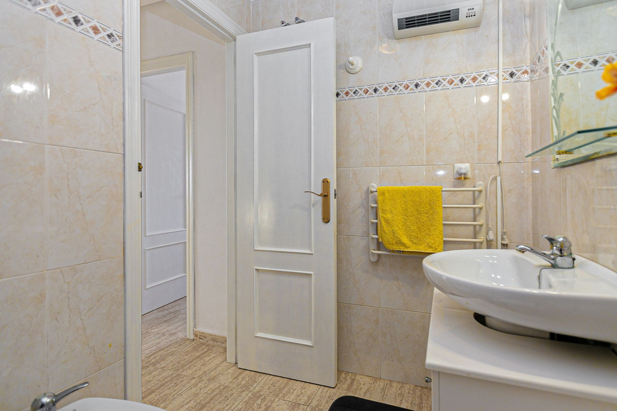 2 Bed Townhouse for sale in Pilar De La Horadada Costa Blanca, Alicante, Spain