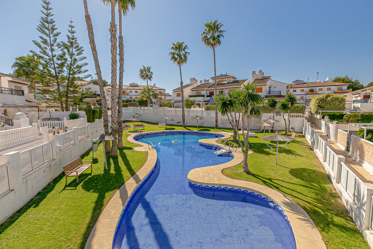 2 Bed Townhouse for sale in Pilar De La Horadada Costa Blanca, Alicante, Spain
