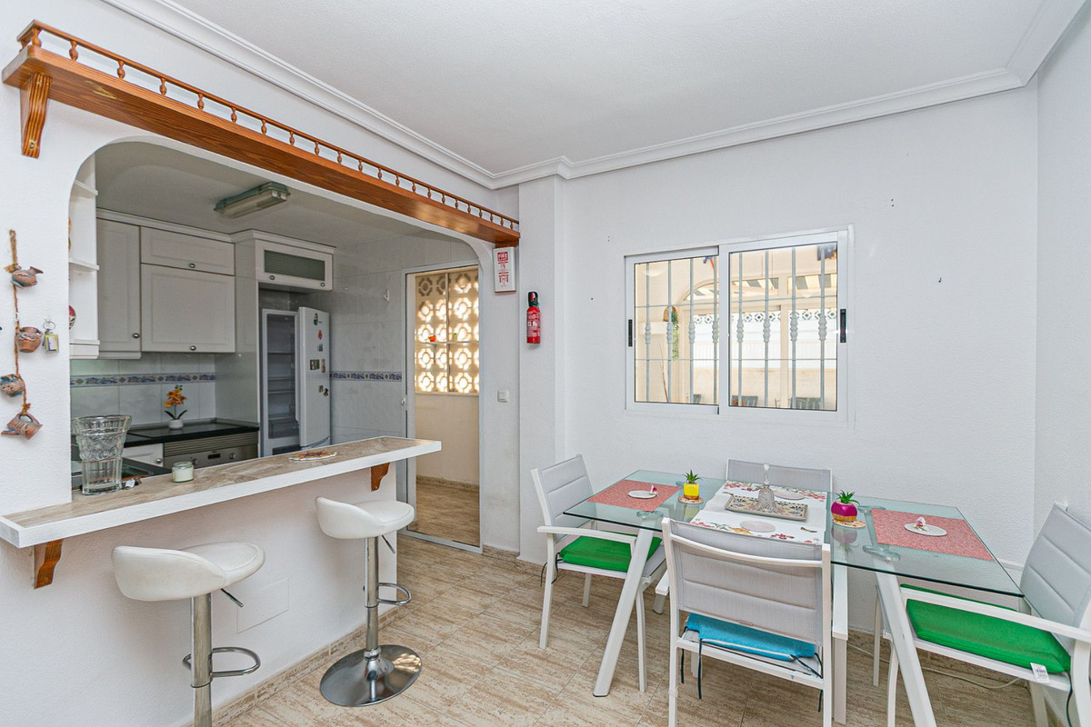 2 Bed Townhouse for sale in Pilar De La Horadada Costa Blanca, Alicante, Spain