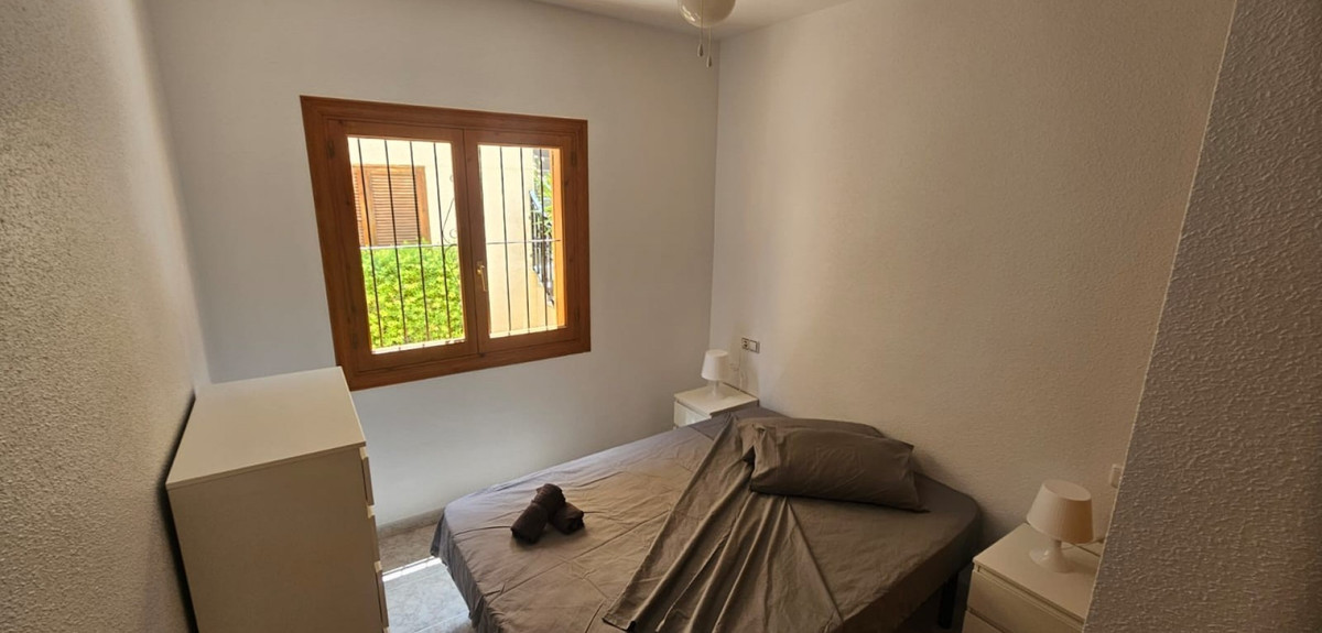 Se vende Apartamento Planta Baja de 2 dormitorios en Costa Blanca, Alicante, España