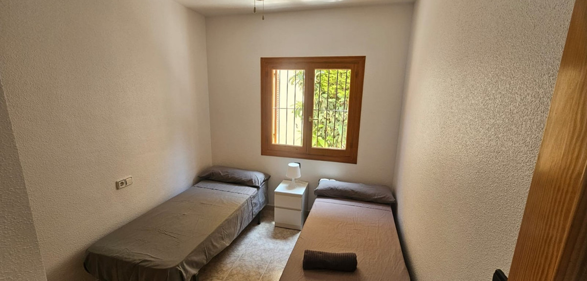 Se vende Apartamento Planta Baja de 2 dormitorios en Costa Blanca, Alicante, España