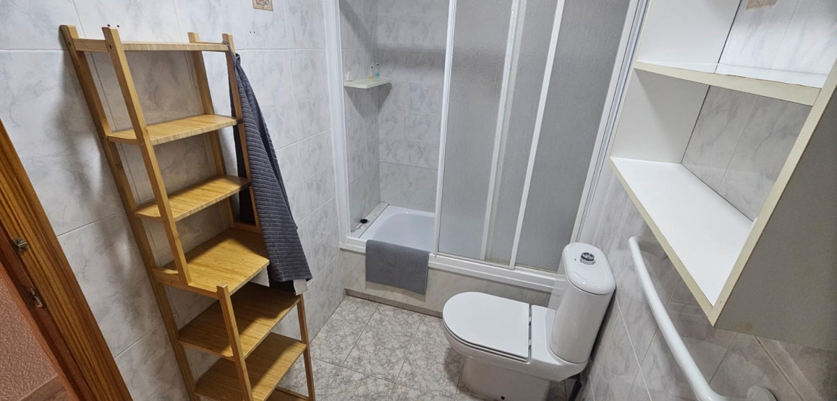 Se vende Apartamento Planta Baja de 2 dormitorios en Costa Blanca, Alicante, España