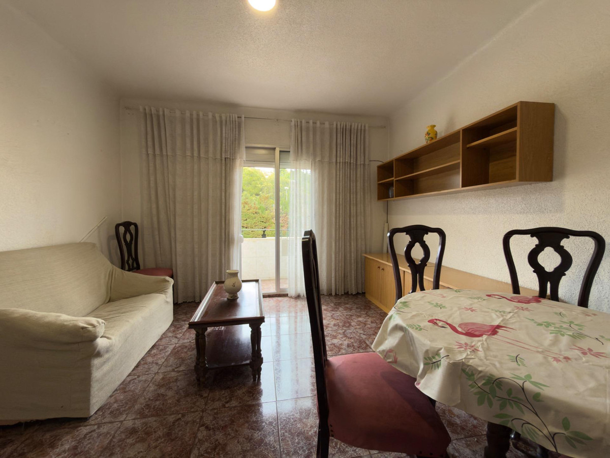 Se vende Apartamento Planta Media de 3 dormitorios en Costa Blanca, Alicante, España