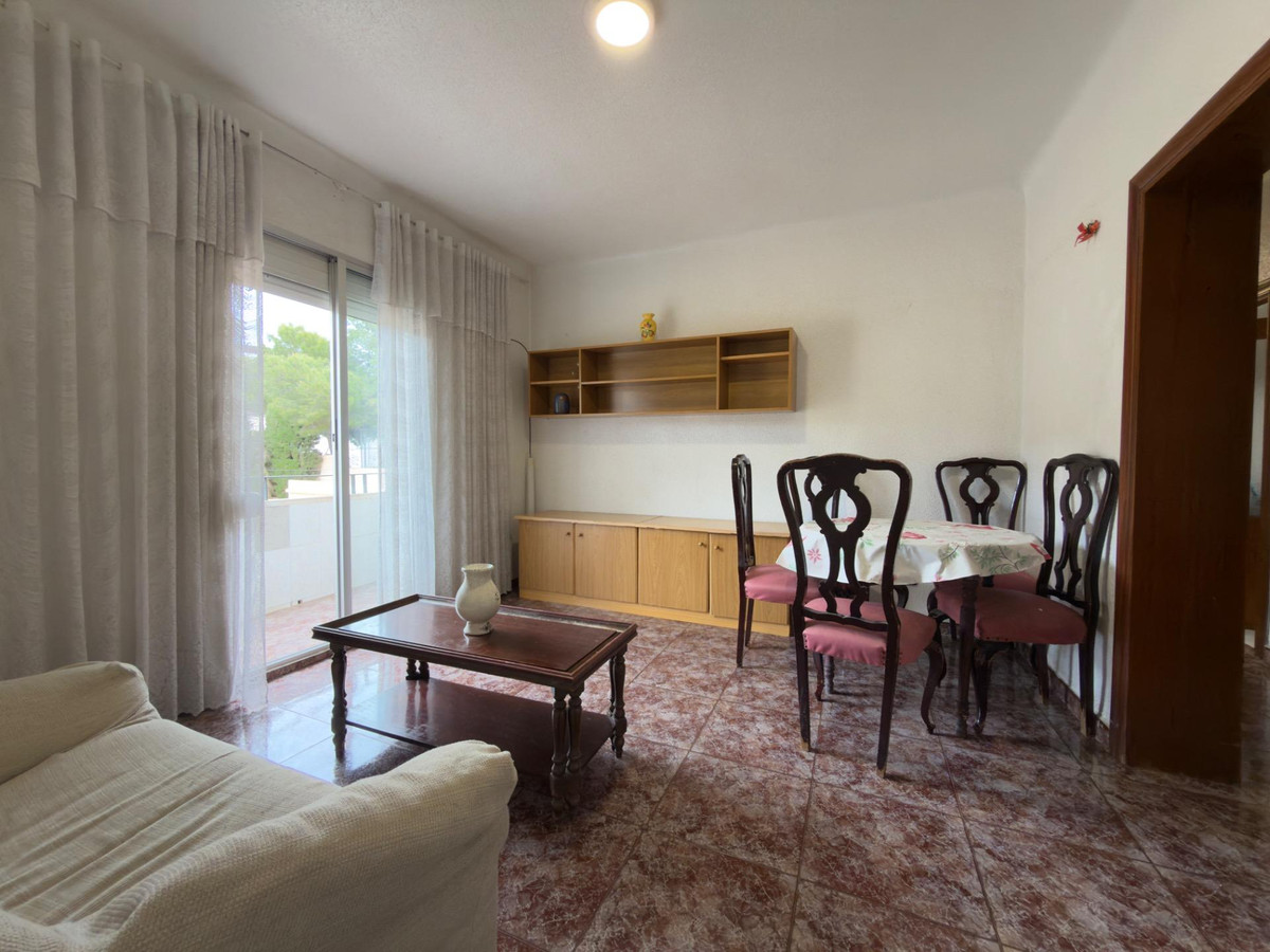 Se vende Apartamento Planta Media de 3 dormitorios en Costa Blanca, Alicante, España