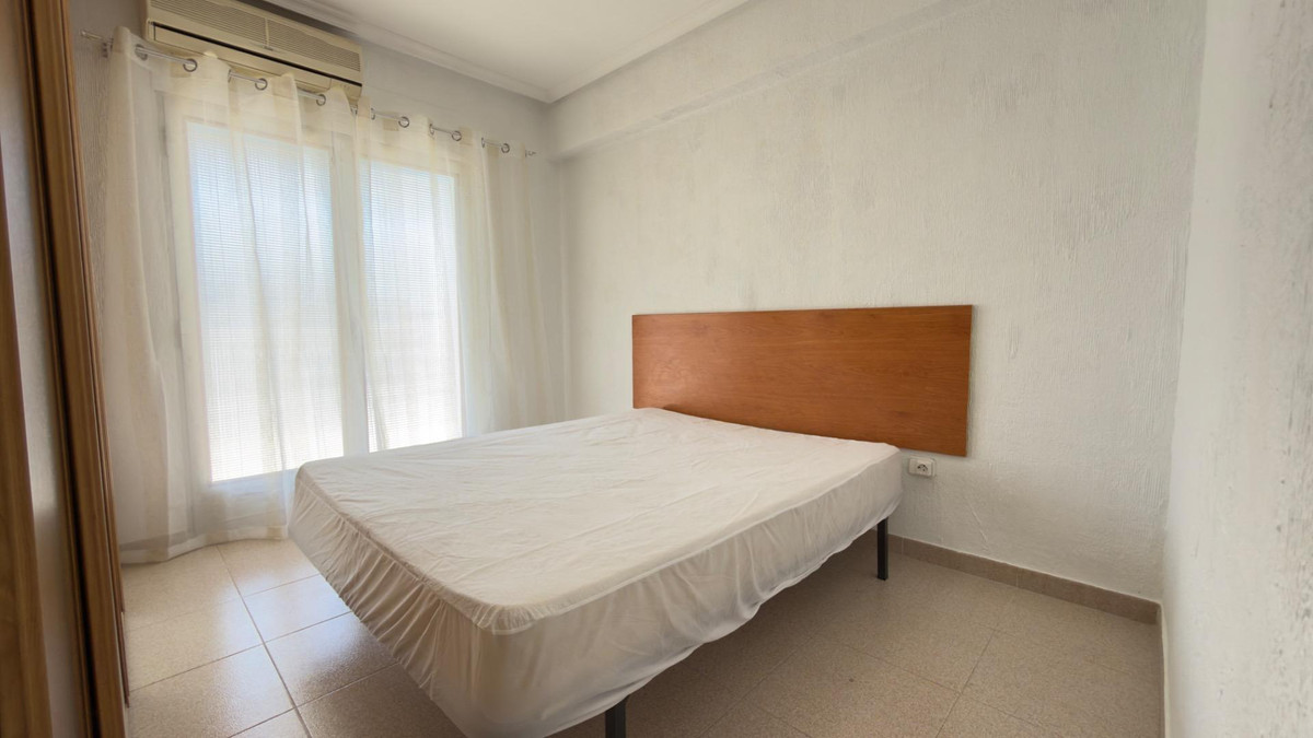 Se vende Apartamento Planta Media de 3 dormitorios en Costa Blanca, Alicante, España