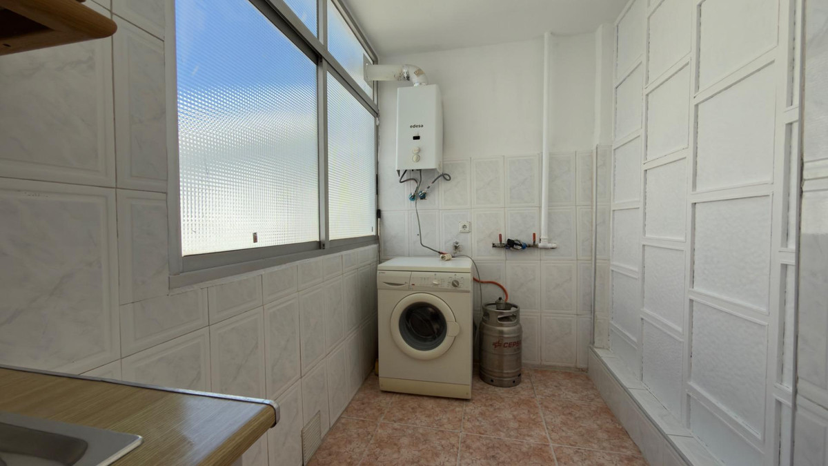 Se vende Apartamento Planta Media de 3 dormitorios en Costa Blanca, Alicante, España