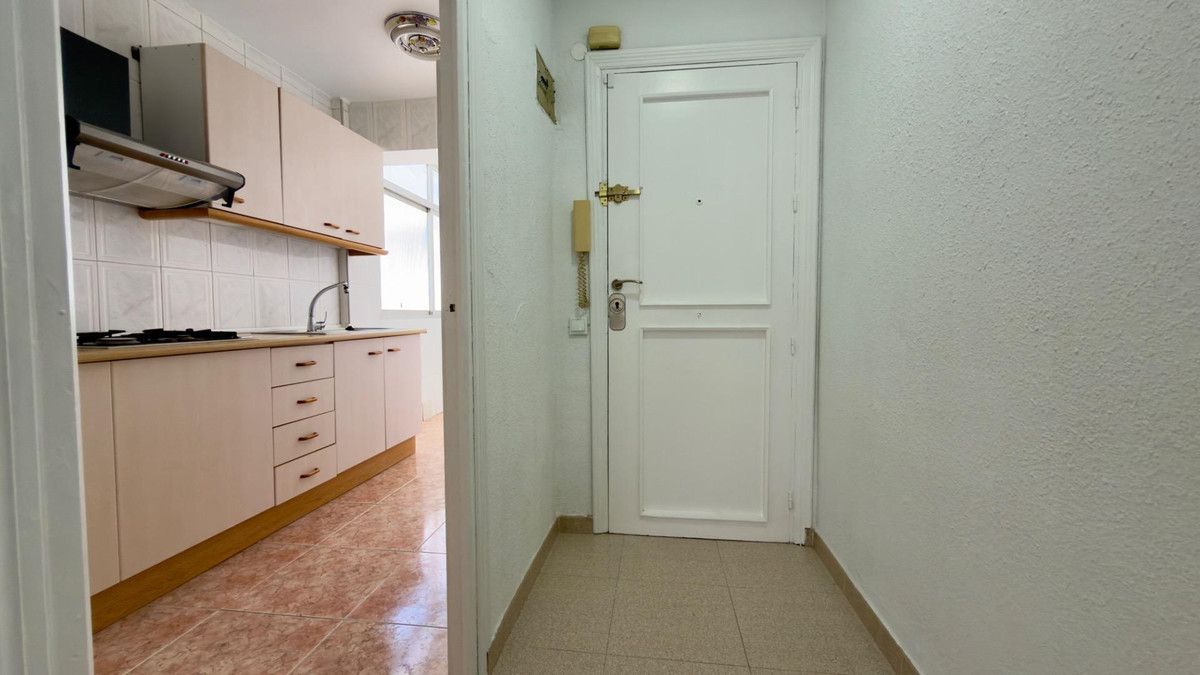 Se vende Apartamento Planta Media de 3 dormitorios en Costa Blanca, Alicante, España