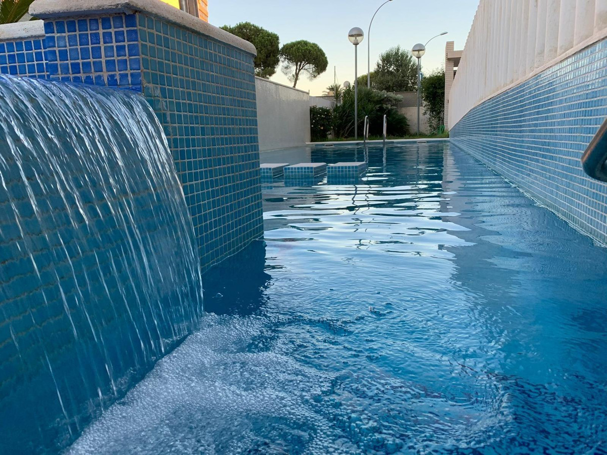 1 Bed Apartment for sale in Alicante Costa Blanca, Alicante, Spain