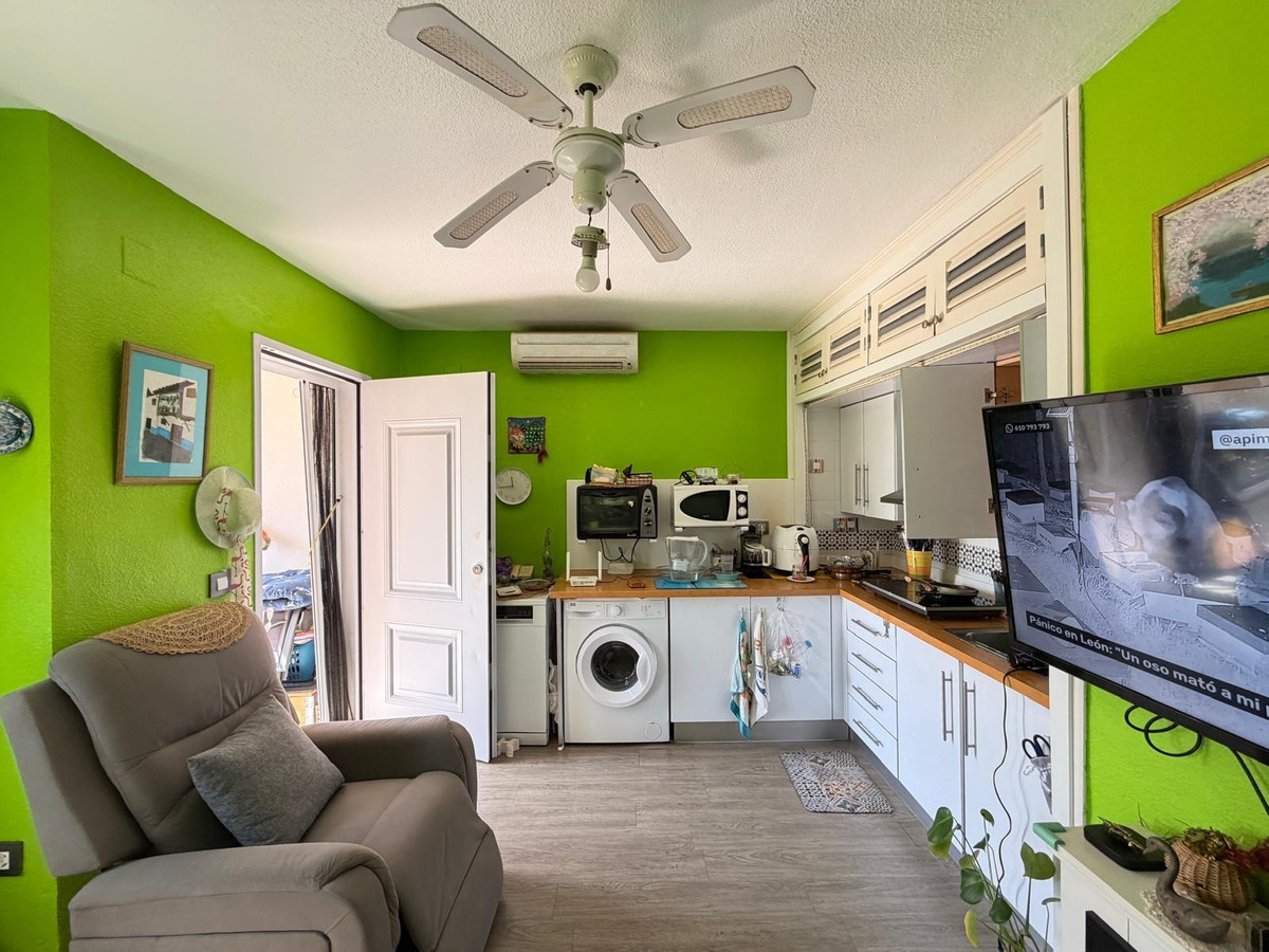 Se vende Apartamento Planta Media de 1 dormitorios en Costa Blanca, Alicante, España
