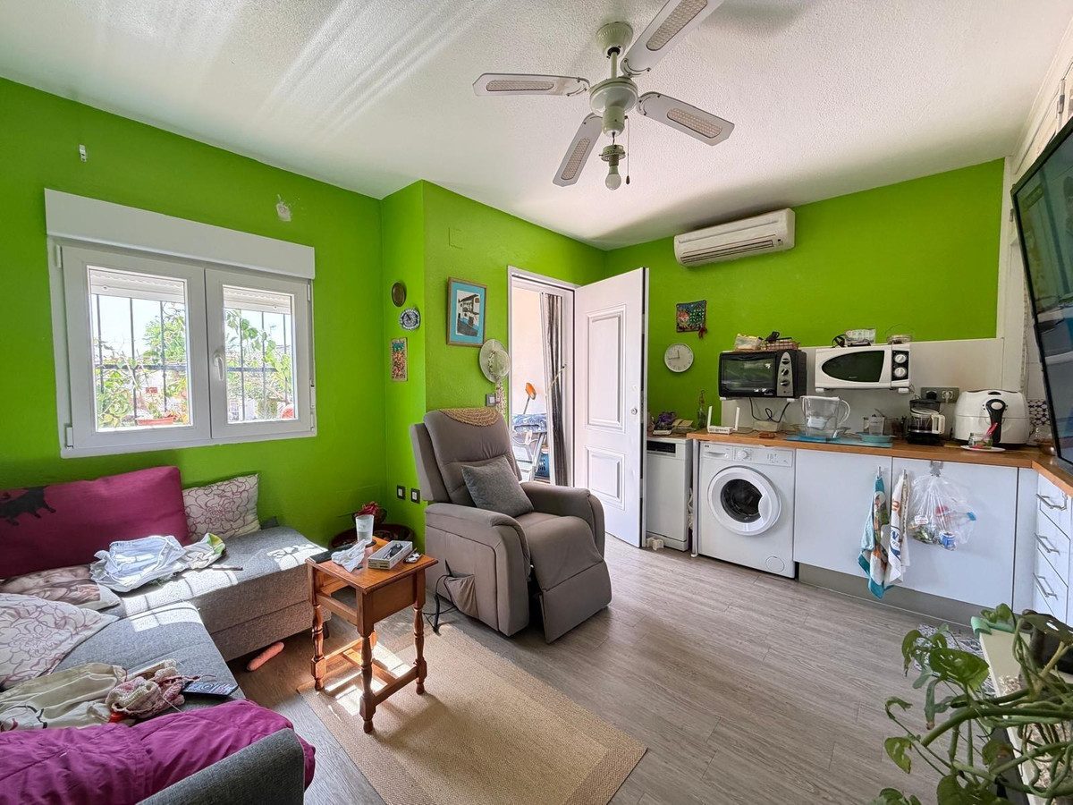 Se vende Apartamento Planta Media de 1 dormitorios en Costa Blanca, Alicante, España