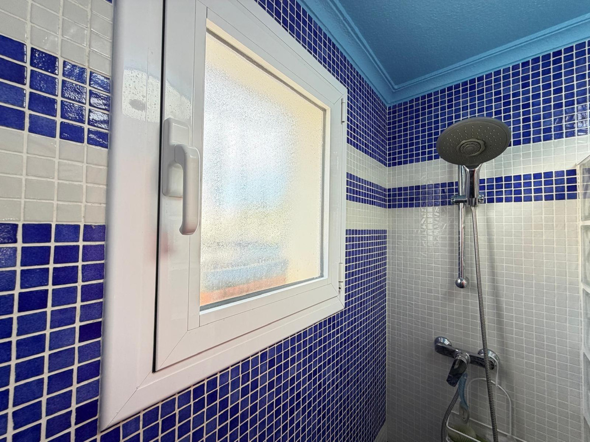 Se vende Apartamento Planta Media de 1 dormitorios en Costa Blanca, Alicante, España