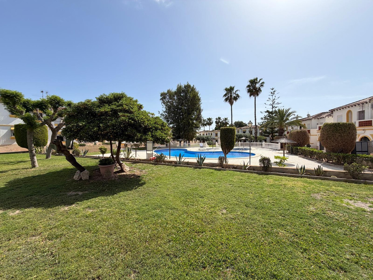 Se vende Apartamento Planta Media de 1 dormitorios en Costa Blanca, Alicante, España