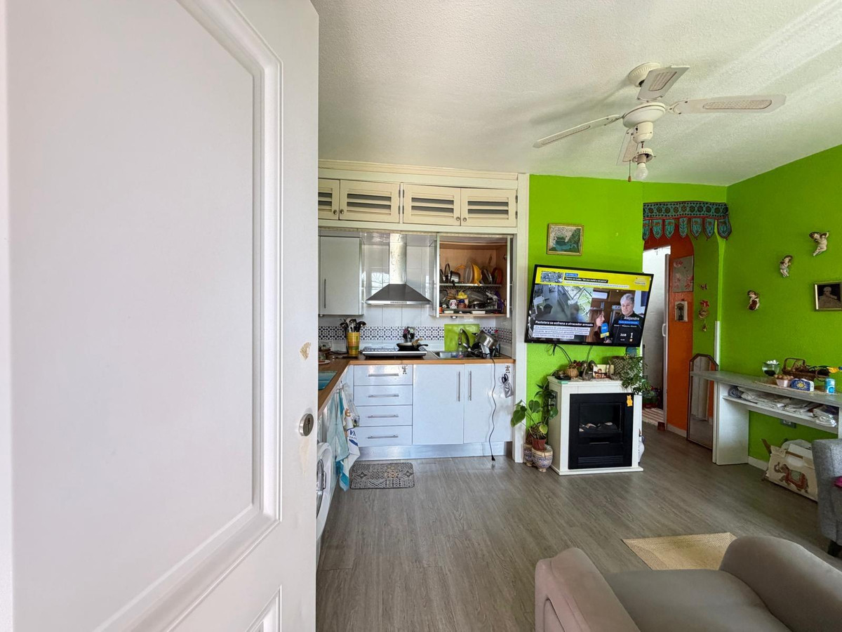 Se vende Apartamento Planta Media de 1 dormitorios en Costa Blanca, Alicante, España