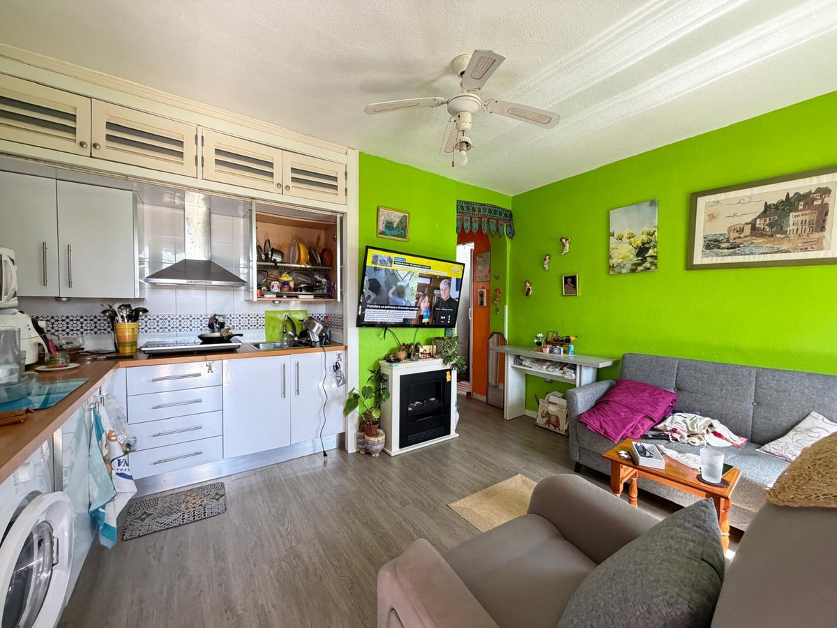 Se vende Apartamento Planta Media de 1 dormitorios en Costa Blanca, Alicante, España