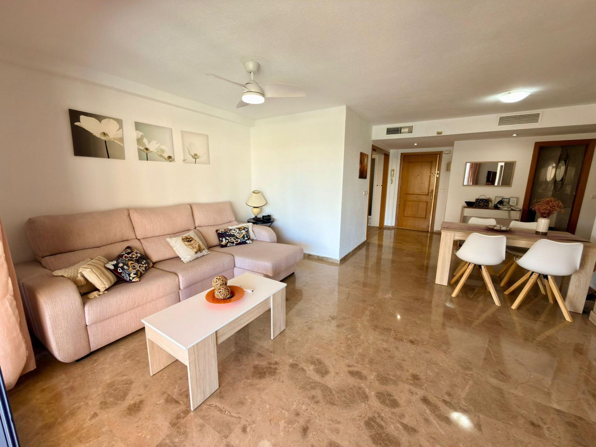 Se vende Apartamento Planta Media de 2 dormitorios en Costa Blanca, Alicante, España