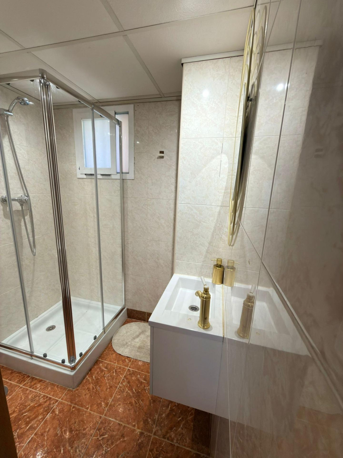 Se vende Apartamento Planta Media de 2 dormitorios en Costa Blanca, Alicante, España