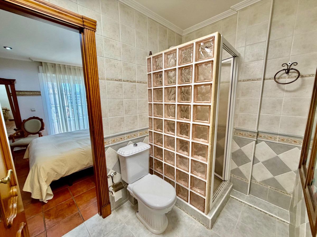 4 Bed Townhouse for sale in La Zenia Costa Blanca, Alicante, Spain