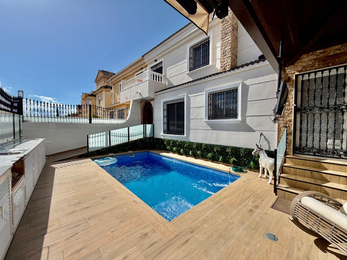4 Bed Townhouse for sale in La Zenia Costa Blanca, Alicante, Spain