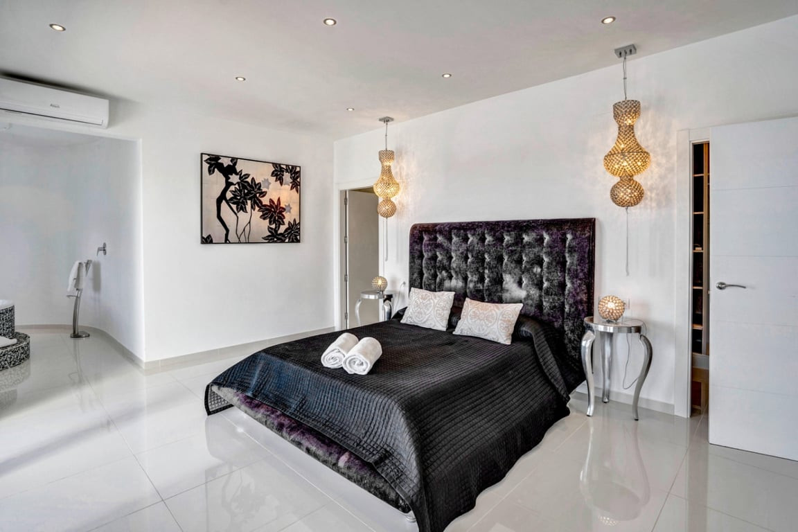 5 Bed Townhouse for sale in Javea Costa Blanca, Alicante, Spain