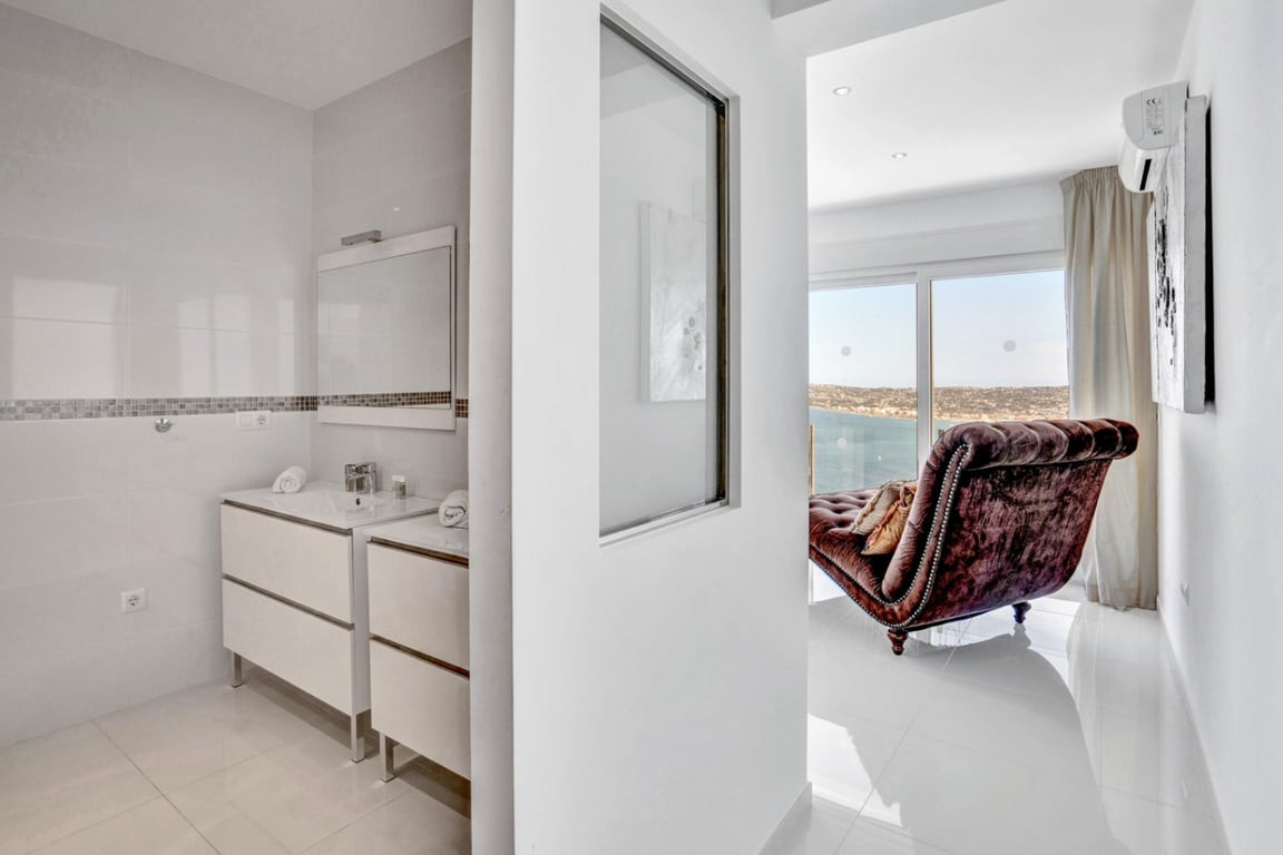 5 Bed Townhouse for sale in Javea Costa Blanca, Alicante, Spain