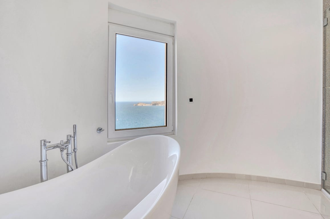 5 Bed Townhouse for sale in Javea Costa Blanca, Alicante, Spain