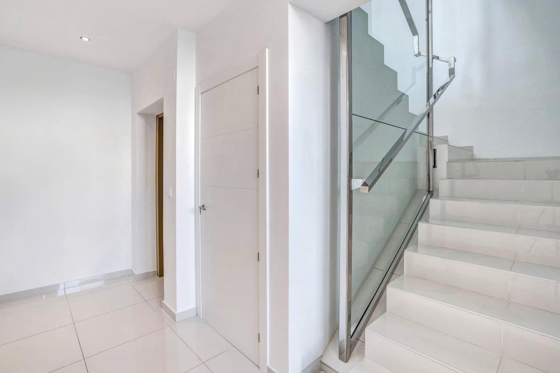 5 Bed Townhouse for sale in Javea Costa Blanca, Alicante, Spain
